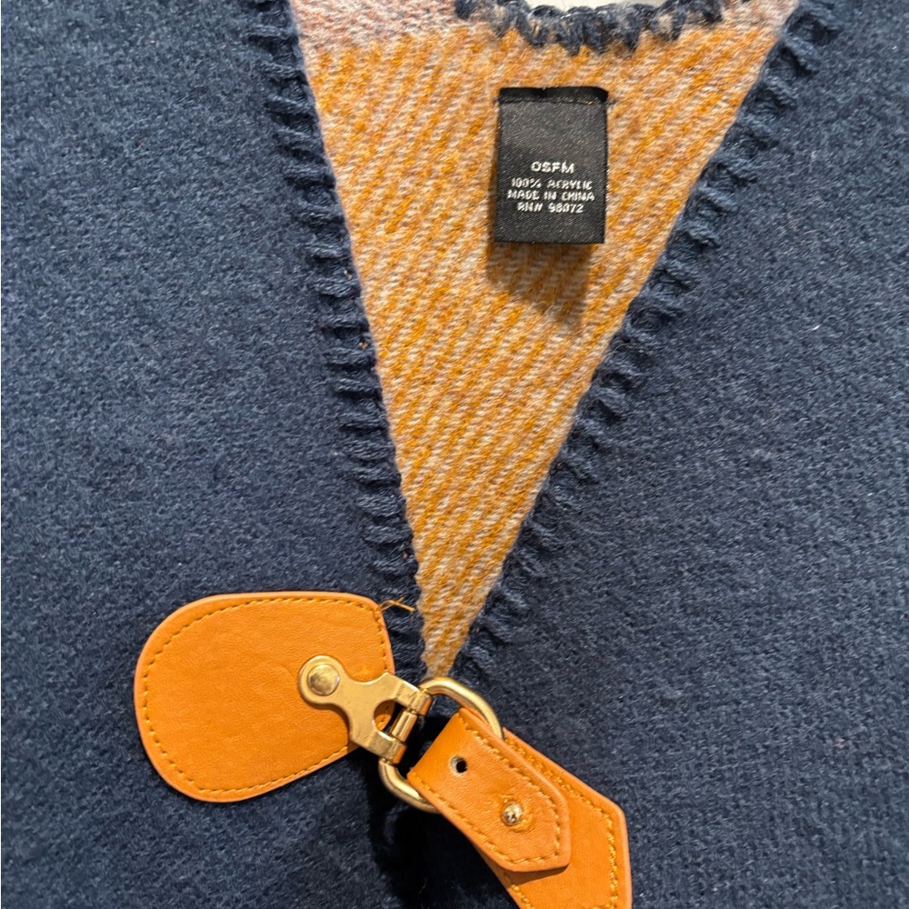 Cejon Geo Colorblocked Ruana / Poncho - Picture 3 of 5